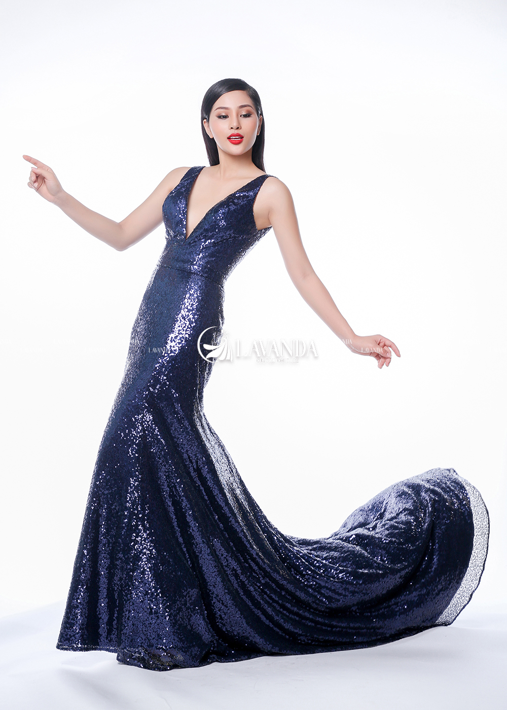 MERMAID SEQUIN V-NECK BRIDESMAID DRESS