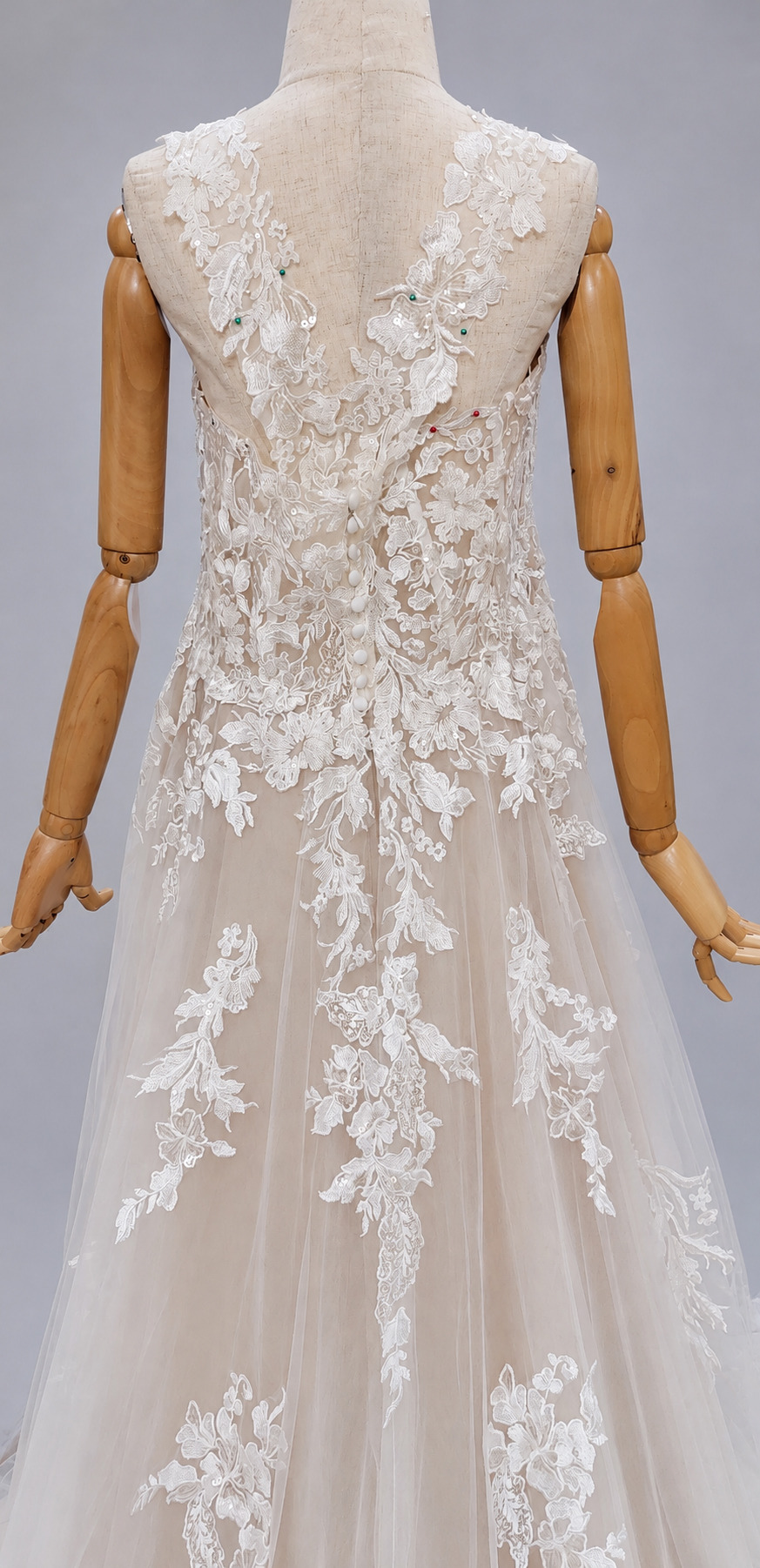 Sweetheart Neckline Beading Lace Wedding Dress