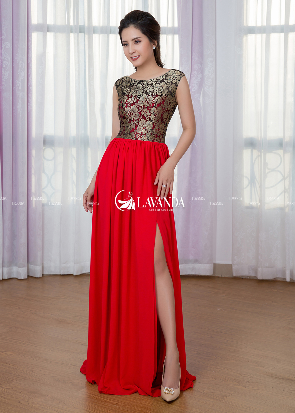 BOAT NECKLINE CHIFFON BRIDESMAID DRESS WITH LACE BODICE